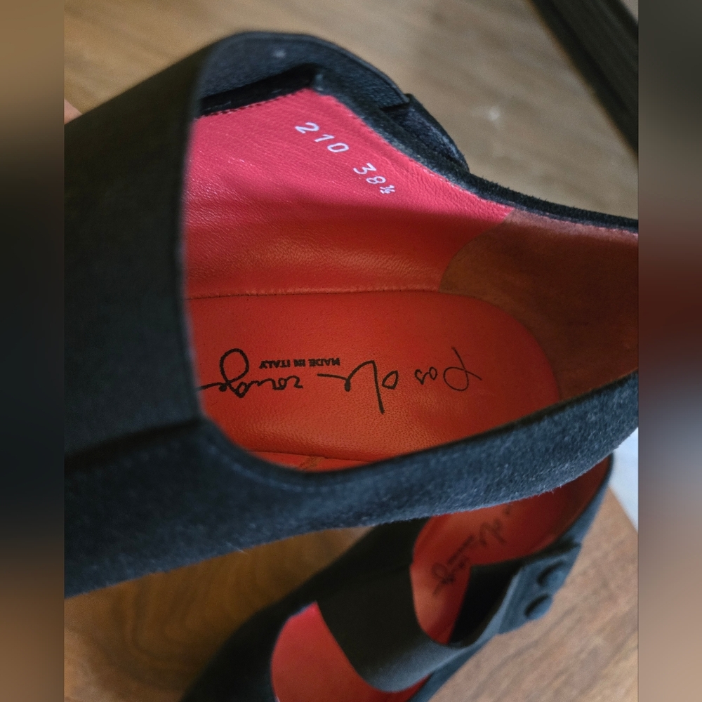 ✨️HOST PICK✨️ Pas de Rouge Black Suede Heels - Picture 2 of 11